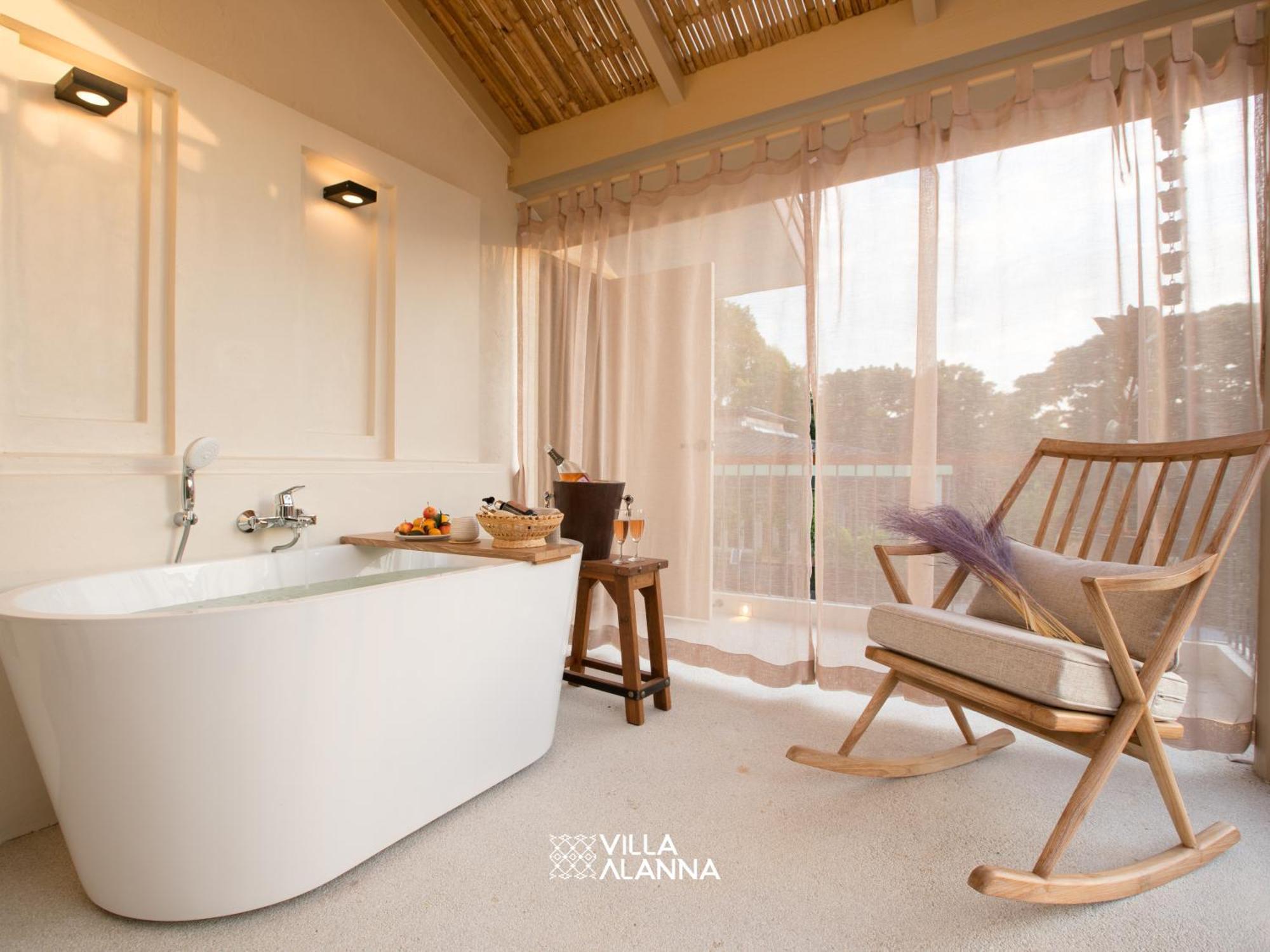 Villa Alanna Chiang Mai Bagian luar foto